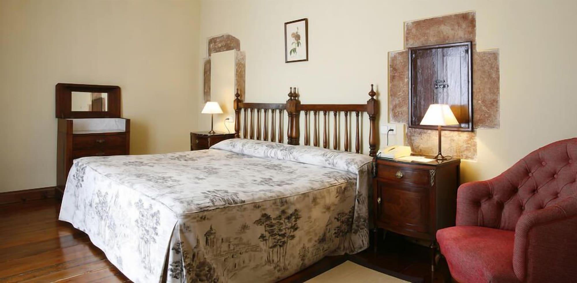 Hotel Pax Casona Del Busto Pravia Room photo
